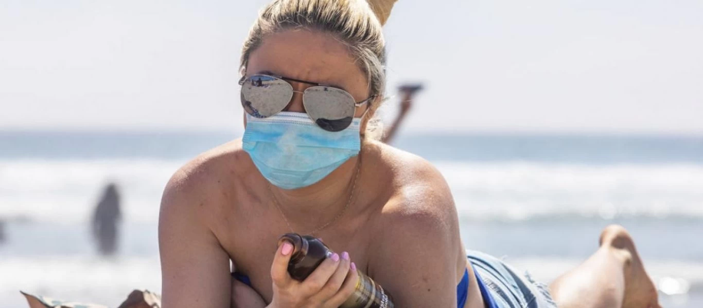 Το ακούσαμε και αυτό: «Να φοράμε μάσκα και στην παραλία» ζητά η Α.Λινού